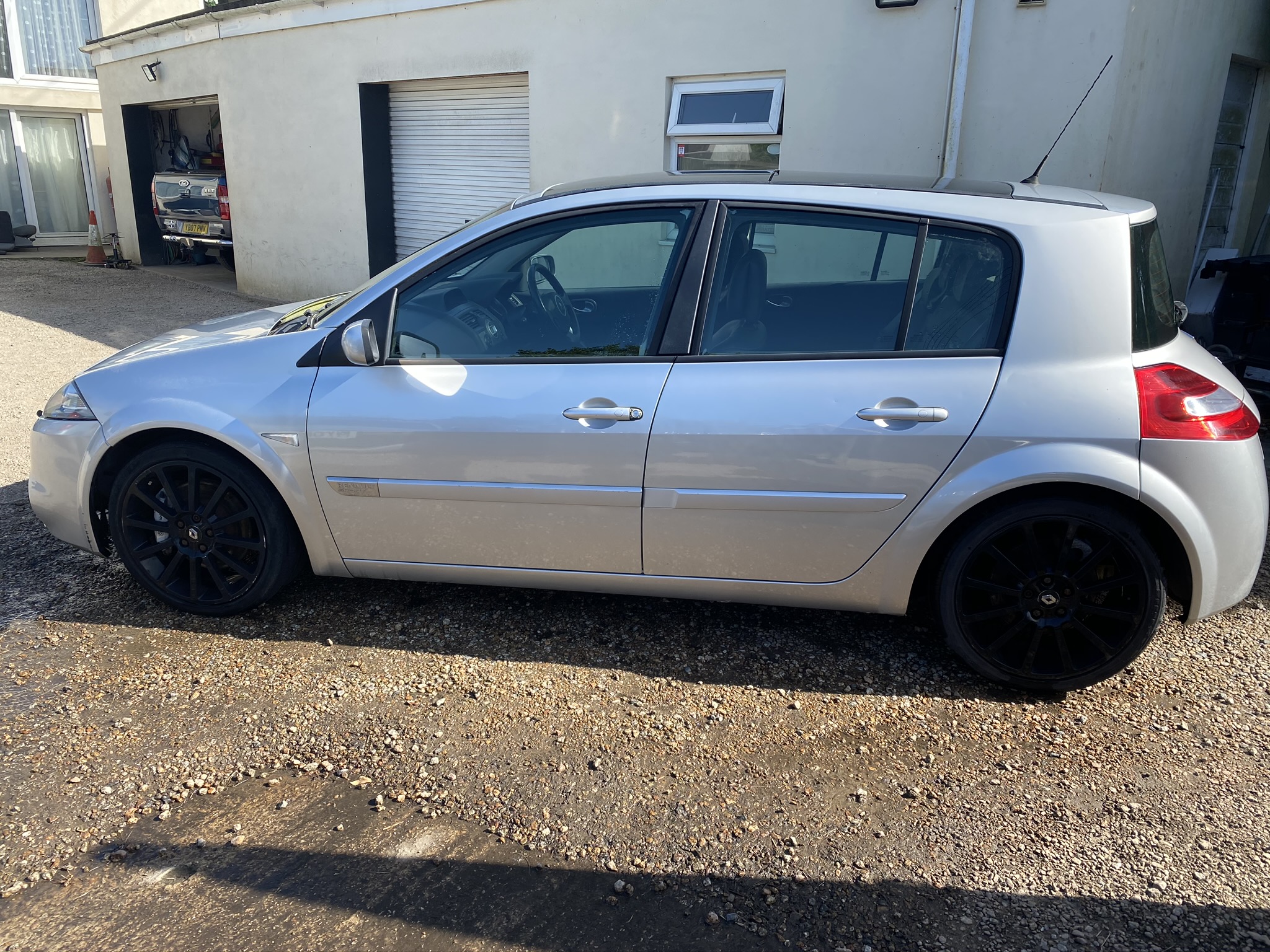 RENAULT MEGANE R-SPORT 2.0DCI  175BHP RARE 5 DOOR LUX PACK CUP CHASSIS