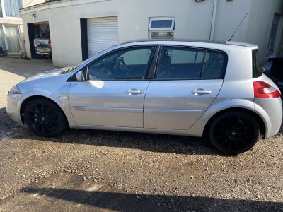 RENAULT  MEGANE